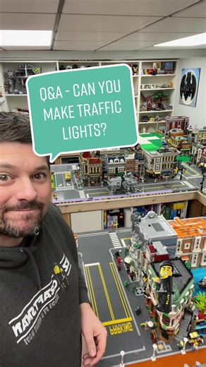 Exploring Custom LEGO Traffic Lights in the City