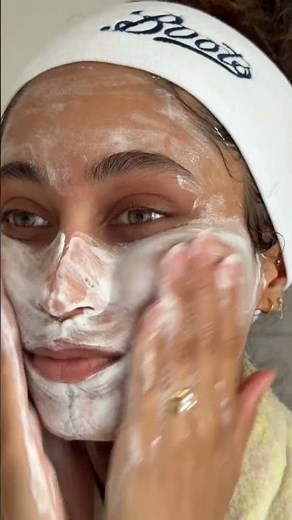 ✨ GURWM ASMR Edition ✨#shorts #asmr #asmrsounds #asmrmakeup #beautyessentials #grwm #dailyroutine