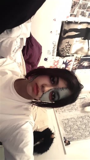 if I was a zombie, I'd never eat your brain🧟‍♀️