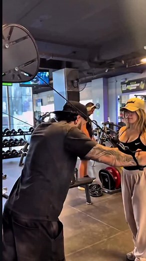 561K views · 48K reactions | 3 easy exercises to build your chest muscles‼️ | Ryoya | Facebook