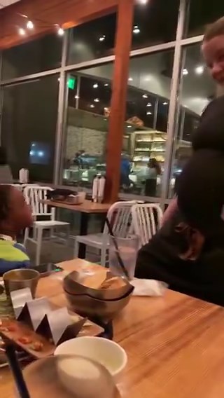 Heartwarming Moment at the Dinner Table! 💖In a world where kindness can sometimes feel rare, this little gentleman just reminded us all what generosity looks like. Watch as young Kash Mania surprises his hardworking waitress with an incredible gesture!❤️🥲