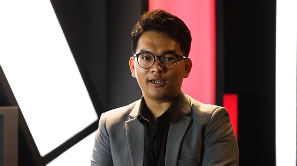 TVC Talkshow: The Globe Table ជាវេទិកាជជែកដេញដោលស៊ីជម្រៅរឿងរ៉ាវកំពូលអ្នកមានៗលើពិភពលោក និងការទូតពាណិជ្ជកម្ម ផ្សាយរៀងរាល់ថ្ងៃព្រហស្បត៍ វេលាម៉ោង ១២ថ្ងៃត្រង់លើផេកផ្លូវការ The Globe Table , Oknha News និងឧកញ៉ាស្រុកខ្មែរ #Theglobetable #មហាសេដ្ឋី #oknhanews | ឧកញ៉ាស្រុកខ្មែរ