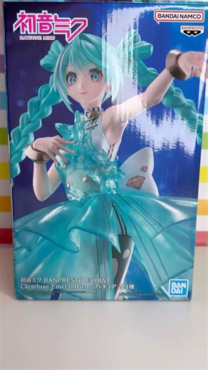 ✨HATSUNE MIKU FIGURE✨