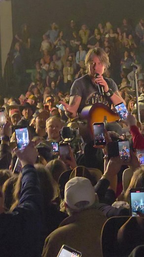 Keith Urban - Flowers/You'll Think Of Me Glasgow Country 2 Country Friday night 2026 @Keith Urban @C2CFestival #countrymusic #Glasgow #c2cfestival