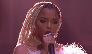 Chlöe Performs ‘Have Mercy’ on Jimmy Fallon: Watch