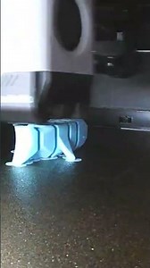 Bambulab P1s 3d printing a flexible shark, link in description