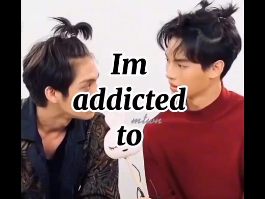 with whom???#sarawattine #brightwin #brightvachirawit #winmetawin #fyp #fypシ