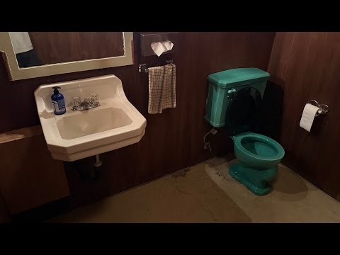 1932 Turquoise Mueller Forward Trap Toilet At A Store!