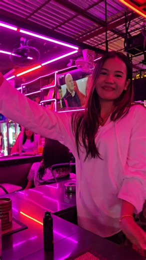Pattaya Oh Bar on Instagram: "Hi Hi We are live streaming now❤️"