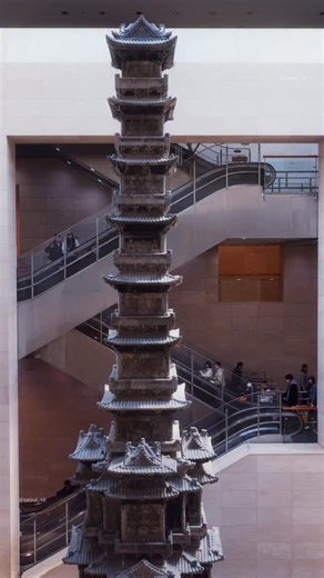 경천사 십층석탑 / Ten-story Stone Pagoda from Gyeongcheonsa Temple 📍국립중앙박물관 / National Museum of Korea #국중박 #국립중앙박물관 #Nationalmuseumofkorea #Seoultravel #Koreantrip | Seoul 4K