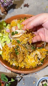 Ramdan Series - Spicy Pakistani Biryani 🥵 - Chicken - 1 cup yogurt - 1 tsp salt - 1 tsp coriander powder - 1 tsp red chilli powder - Half packet biryani masala - Half lemon juice - 2 tbsp ginger garlic paste - 1 & 1/2 tbsp green chilli paste - 1 & 1/2 onion sliced - 2 & 1/2 grinded tomatoes Method: Uploading soon #biryani #spicy #chicken #food #desi #recipe #easyrecipes #ramadan #ramazan #biryanilovers #pakistanifood | Turk Pak Kitchen