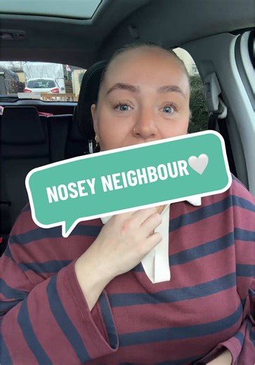 Exploring Neighbors' Houses: A Curious Perspective