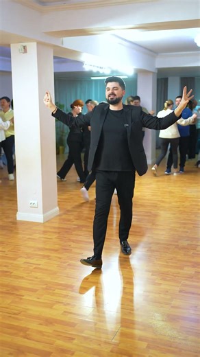 TUTORIAL WALTZ - BIG SQUARE #dance #bailandobachata #wedding #bachataflow #love