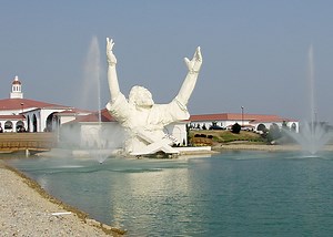 'Touchdown Jesus' burns to the ground outside the Solid Rock Church in Cincinnati