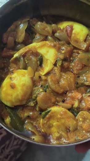 Mamiyar samayal la en favourite dish 😋❤️#MamiyarSamayal #HomeFoodLove #FavoriteDish #shortvideo