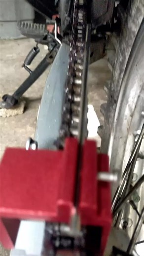 Understanding Universal Chain Alignment Tools