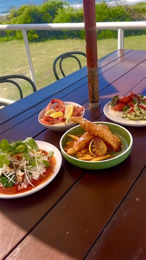 Our ULTIMATE look at the Coffs Coast airs 11am this Sunday on Channel 9 and streaming from 12 noon on link in Bio. Coffs Coast Atomic Giometrix Fishing Pacific Bay Resort Coffs Coast Wildlife Sanctuary Surf Club Restaurant & Bar Matthew Donovan Wajaana Yaam Gumbaynggirr Adventure Tours @top fans Gamakatsu Australia Tonic Eyewear | Fishing Australia TV