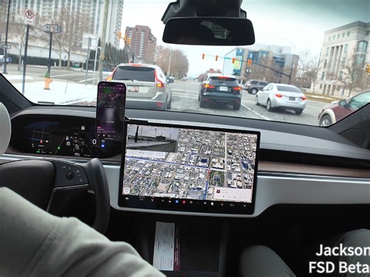 FSD 最新V11.4.9 纯享版48分钟三段旅程全程刷抖音闲聊版