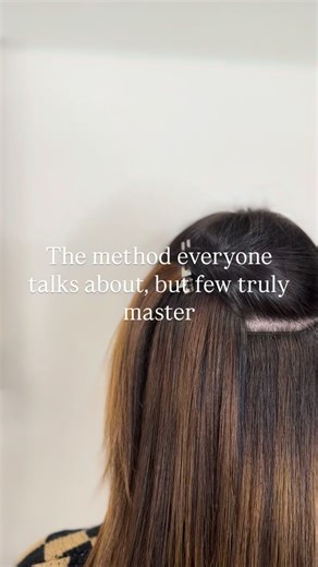 Pennsylvania Hair Extensions / The Luna Method Trainer on Instagram: "This isn’t just a class. It’s a complete transformation for your skill, your confidence, and your business. Here’s what’s included: ✨ Full 2 days hands-on Luna Method training ✨ Step-by-step guidance ✨ Personalized feedback to refine your technique ✨ Snacks, drinks, and an elevated learning environment ✨ 6 months of post-class support and coaching to ensure mastery Why it’s worth the investment: ✅ Learn a method that protects