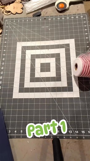 #wreathmaking #tutorial #diy #DIYProjects #homedecor #tutorial #wreathmaker #gingerbread #holidayseason #Christmas #christmasdecor #makeone #CandyCanes #stripes #diyhomedecor #DIYProjects #december #holiday # | Cayla Ermold