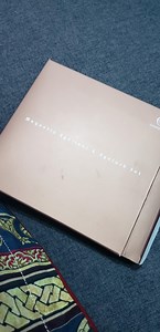 Watch How to use the magnetic lashes on Amazon Live