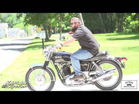 1972 Norton Commando 750