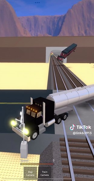 Roblox train crashing. Idiot one guy 💀