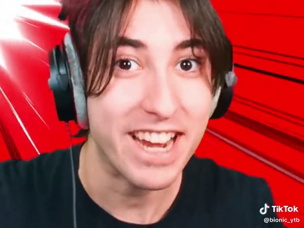 I Cheated with __REALISTIC in Build Battle Part 1 #minecraft #bionic #gaming #fypシ