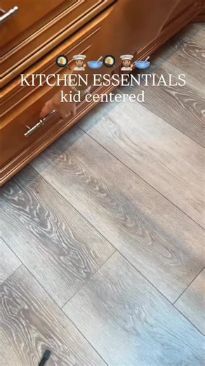 Drawer boxes help keep all kitchen tools in one place without feeling cluttered. When cups, straws, and prep tools each have their own space, kids can find what they need, and put it back on their own! #organize #drawerorganization #kitchenorganization #hometips #storageideas