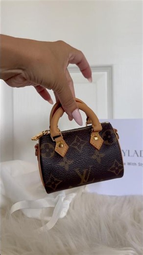 The cutest micro LV Speedy😍 a bag charm or mini purse 🙌🏽