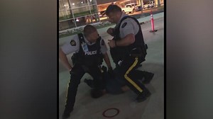 RCMP detain man at Winnipeg airport (WARNING: video may be disturbing to viewers)