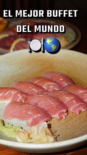 El MEJOR BUFFET del MUNDO 🍽️🌎😱 📍 @hotelxcaretmexico todos los domingos 💲2,600 mxn por persona (precio para huéspedes y no huéspedes) . #sisomosgemelos #buffet #comida #food #allyoucaneat #kingcrab #nigiri #atun #mexico #cancun #xcaret | Si Somos Gemelos