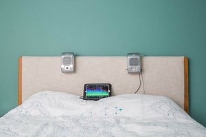 Retro ‘Drive-In Speakers’ Upgraded with MAX9744 20W Class D Amp, RGB Encoder, and More! #MusicMonday