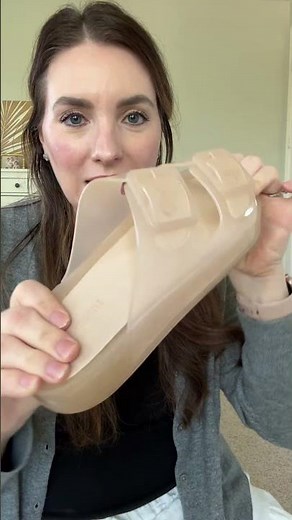 CUSHIONAIRE Pool Slides for Women Review Try On Waterproof Sandals #WomensSandals #SlidesSandals