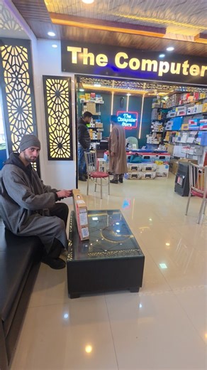 THE COMPUTER STORE on Instagram: "Lenovo Ideapad Slim 3 AMD Ryzen 5 7520U 15.6" (39.6cm) FHD Laptop (8Gb/512Gb SSD/Win 11/Office 2021/1 Year Warranty/Alexa Built-in/3 Month Game Pass/Arctic Grey/1.62Kg), 82XQ008GIN"