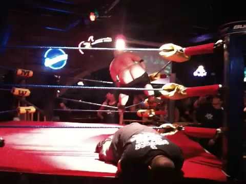 Meatball does the stinkface