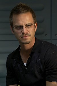 Carmine Giovinazzo ~ Complete Wiki & Biography with Photos | Videos