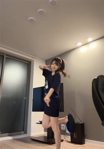寝て起きてコンタクトして髪結んでダンスする今日 | dance trends trends