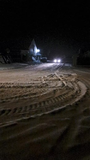 Miki Kalaš on Instagram: "Rucka packa drift zatacka z auta sracka :D #fail #car #drift"