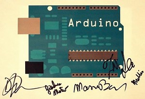 Arduino – signed by all 5 core team members