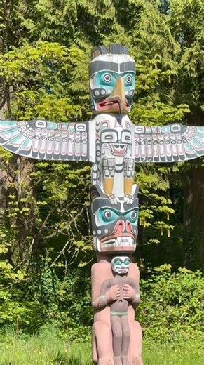 First Nations Totem Poles! 🗿❤️🪶 #totempole #shorts