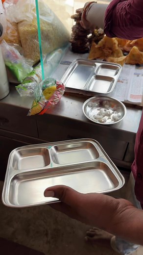 Desi Indian Breakfast rassa nashta #akola #food #viral #food #streetfood | Dabake Khao