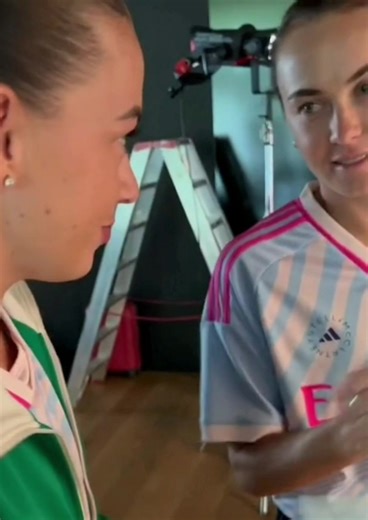 Understanding Privacy Respect in Online Comments