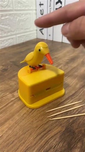 corrected cards Q96944 Toothpick Picker #tech