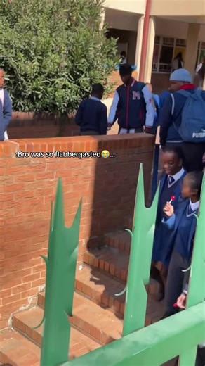 Humorous Public Prank: Random Notes to Strangers