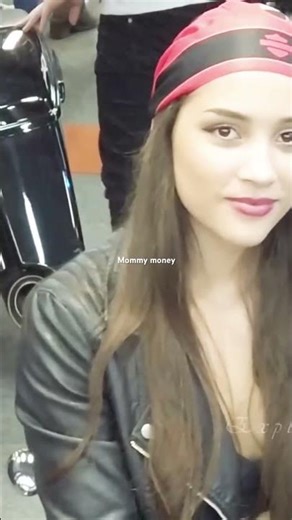 Beautiful Models #models #harleydavidson #travel #colombia #colombianwomen #motorcycle