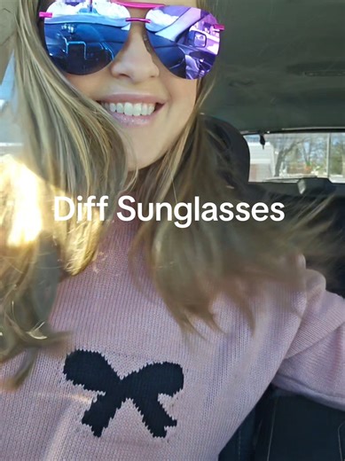 These DIFF aviator sunglasses are the definition of effortless style. The classic aviator shape is updated with a modern, flattering fit that instantly elevates any outfit—whether you’re dressed up or keeping it casual. #sunglasses #sunnies #aviators #diffsunglasses #womensunglasses @DIFF Charitable Eyewear