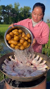 Crispy Chicken Fry with Potato so Yummy #cooking #food #eating | The Everyday Recipe