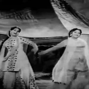 Song : Mujhe Mil Gaya Bahana Teri Deed Ka Movie : Barsaat Ki Raat (1960) Actors : Bharat Bhushan, Madhubala, Shyama, Mumtaz Begum, K.N. Singh Singer : Lata Mangeshkar Lyricist : Sahir Ludhianvi Music Director : Roshan | Hindi Video Songs