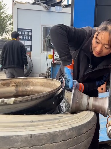 Exploring Steel Rims with Belts for Tire Benefits